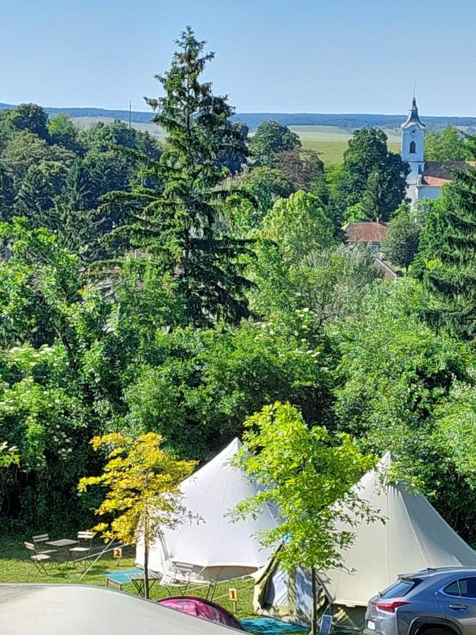 Glamp-Inn Kapolcs Eksteriør bilde